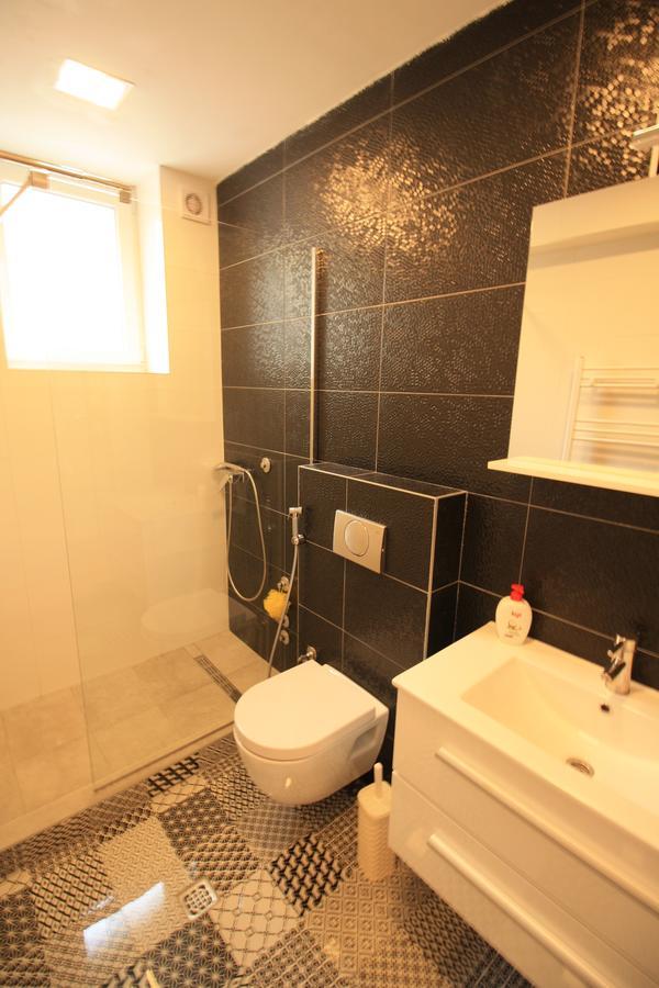 Apartment Marijin Dvor Deluxe Sarajevo Eksteriør billede