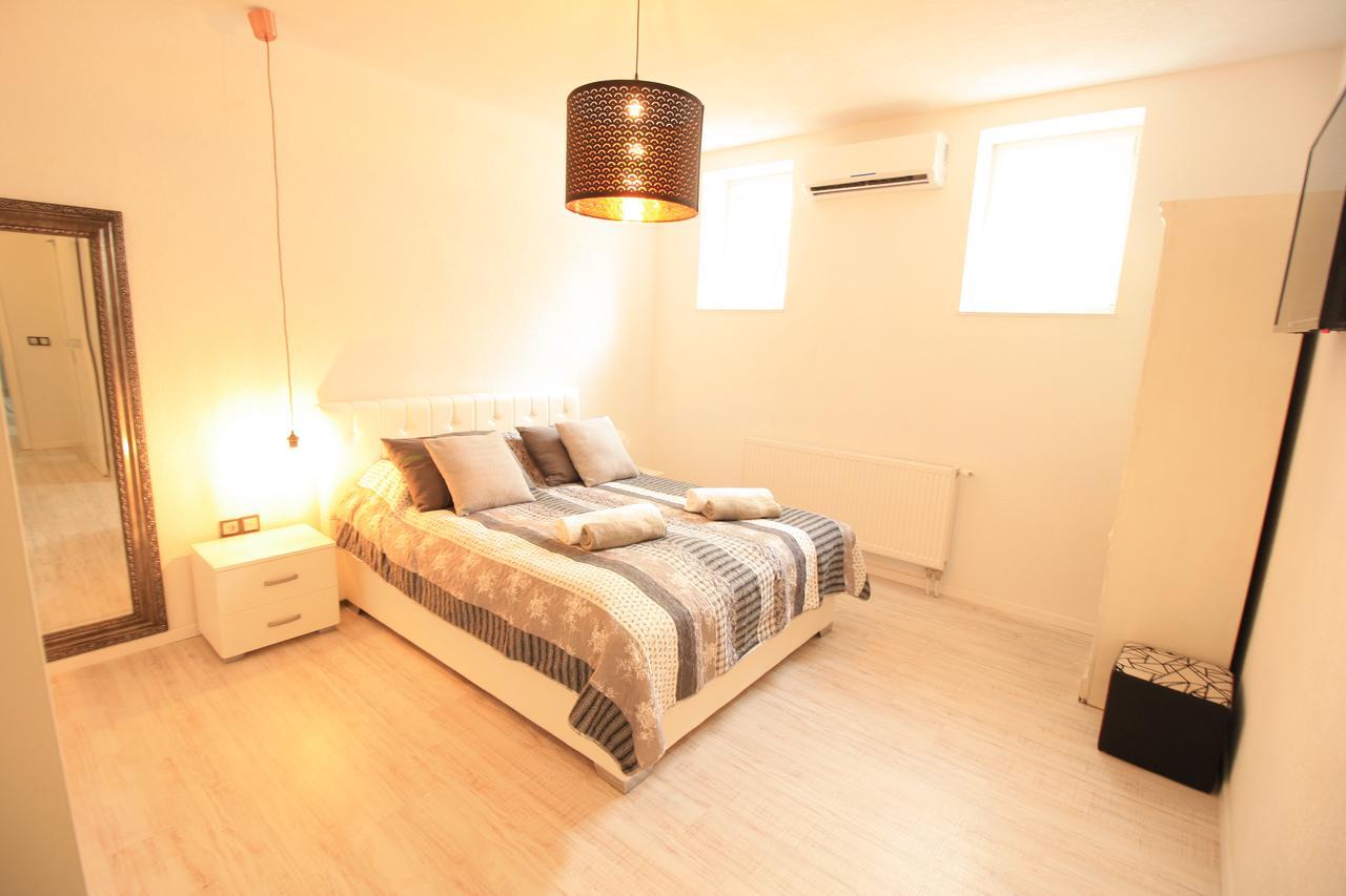Apartment Marijin Dvor Deluxe Sarajevo Eksteriør billede