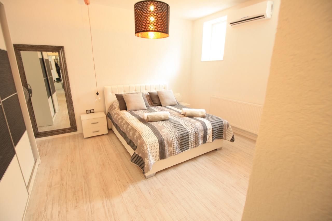 Apartment Marijin Dvor Deluxe Sarajevo Eksteriør billede